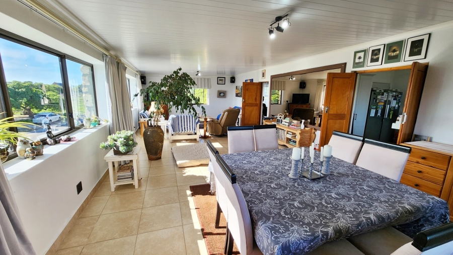 5 Bedroom Property for Sale in Struisbaai Western Cape